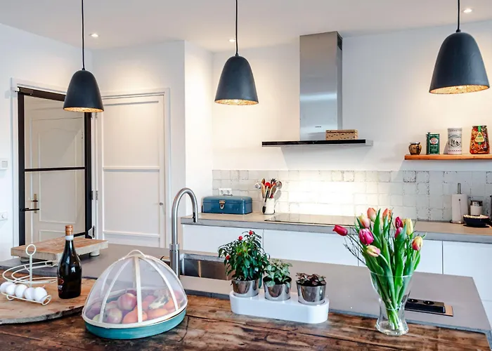 別荘 Luxurious Family